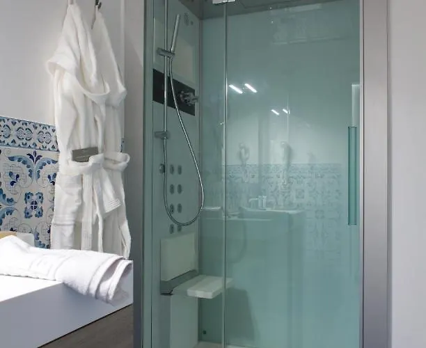 מלון Galia Luxury פיצו