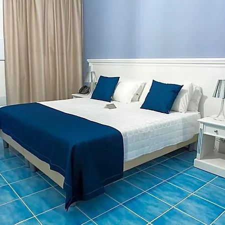فندق Galia Luxury 5*