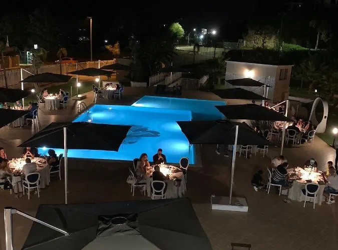 Galia Luxury 5* 皮佐